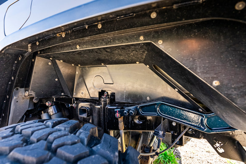 Load image into Gallery viewer, JT Gladiator Rear Inner Fenders