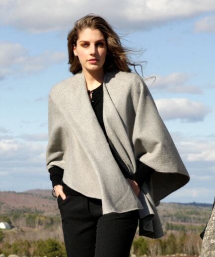 Load image into Gallery viewer, 100% Baby Alpaca Woven Ruana