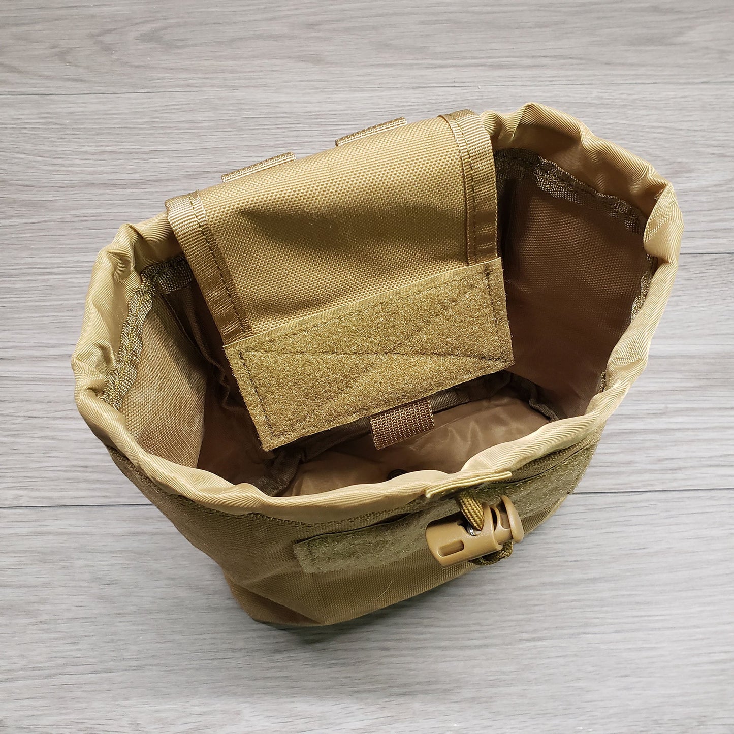Foraging Bag / Mag Dump Bag - Compact Folding Design - Heavy Duty Nylon