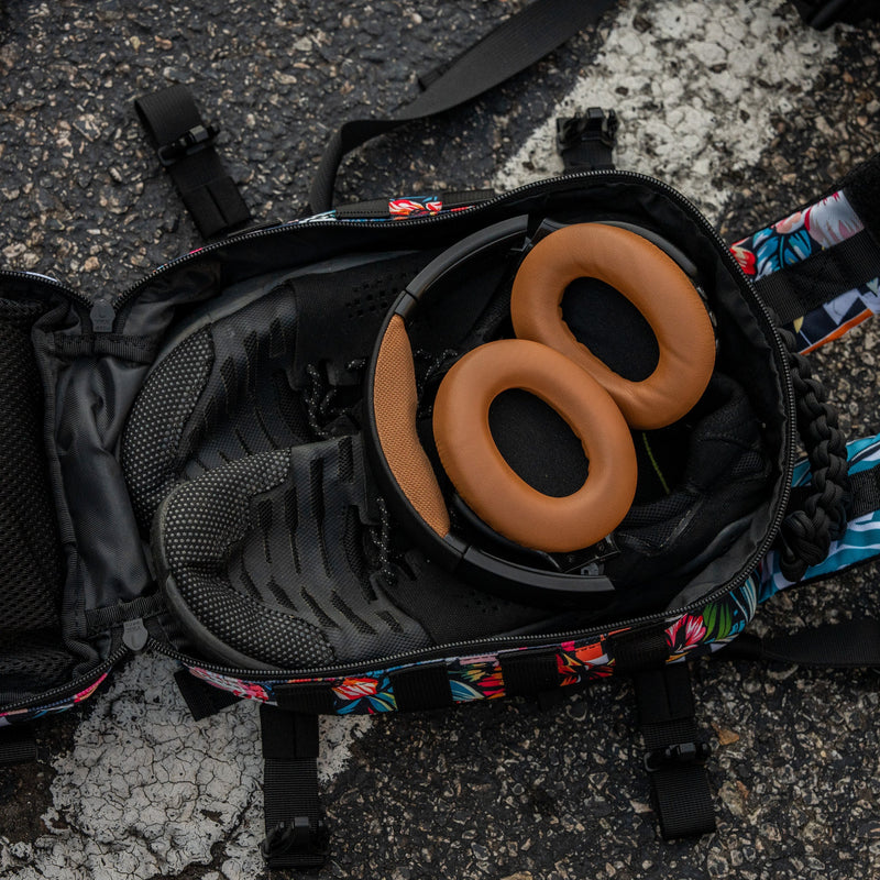 Load image into Gallery viewer, Tactical Athlete 10L Compact Backpack