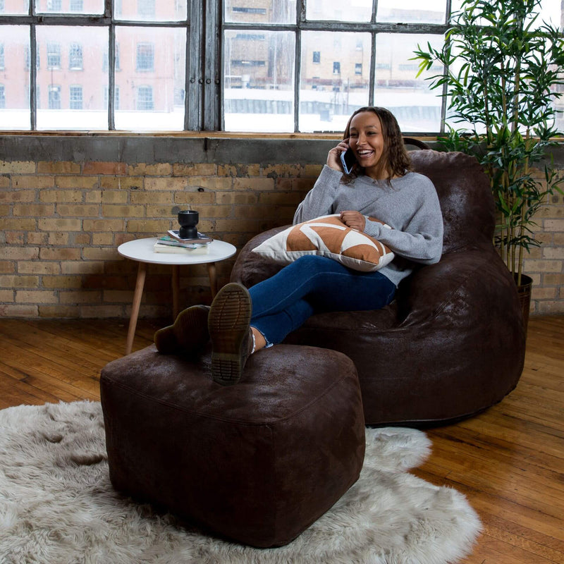 Load image into Gallery viewer, Nestle Chair