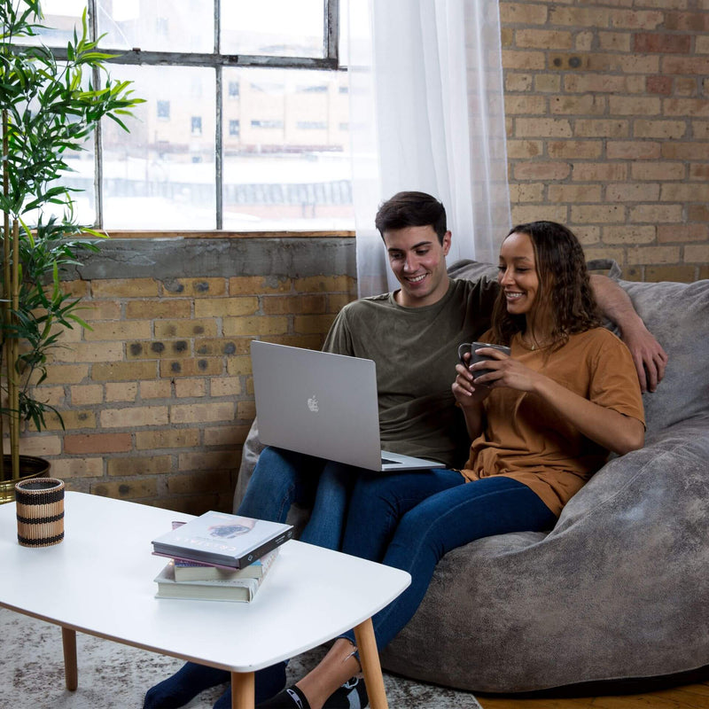 Load image into Gallery viewer, Nestle Loveseat