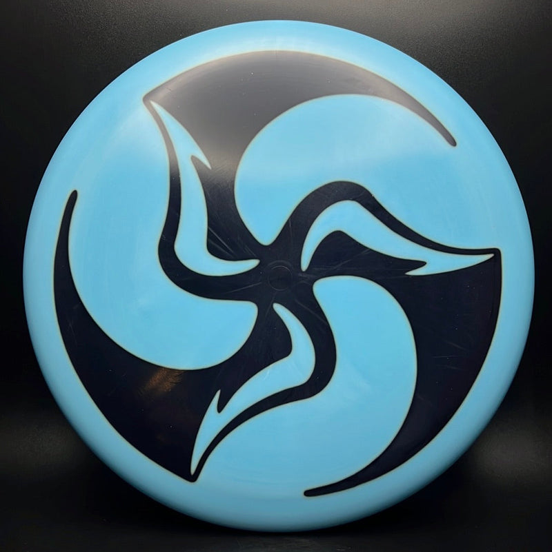 Load image into Gallery viewer, Lux Link - Official Huk Dyed Tri-Fly X-Out