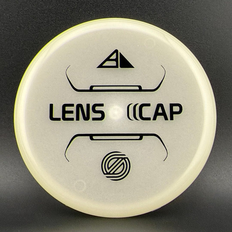 Load image into Gallery viewer, Total Eclipse Lens Cap (Mini Disc) - Simon Line