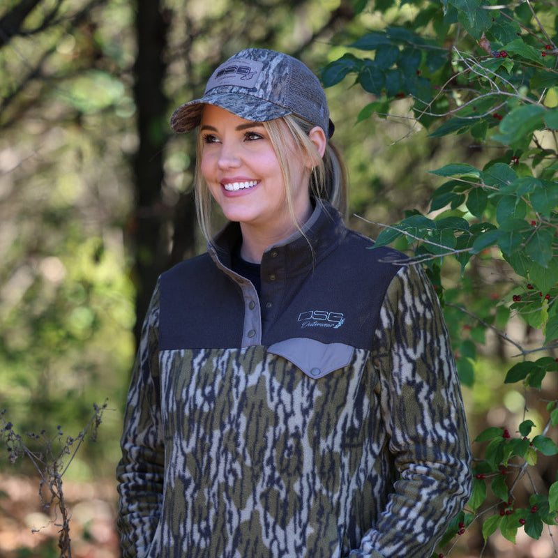 Load image into Gallery viewer, Gianna 2.0 Pullover - Mossy Oak® Bottomland® Original