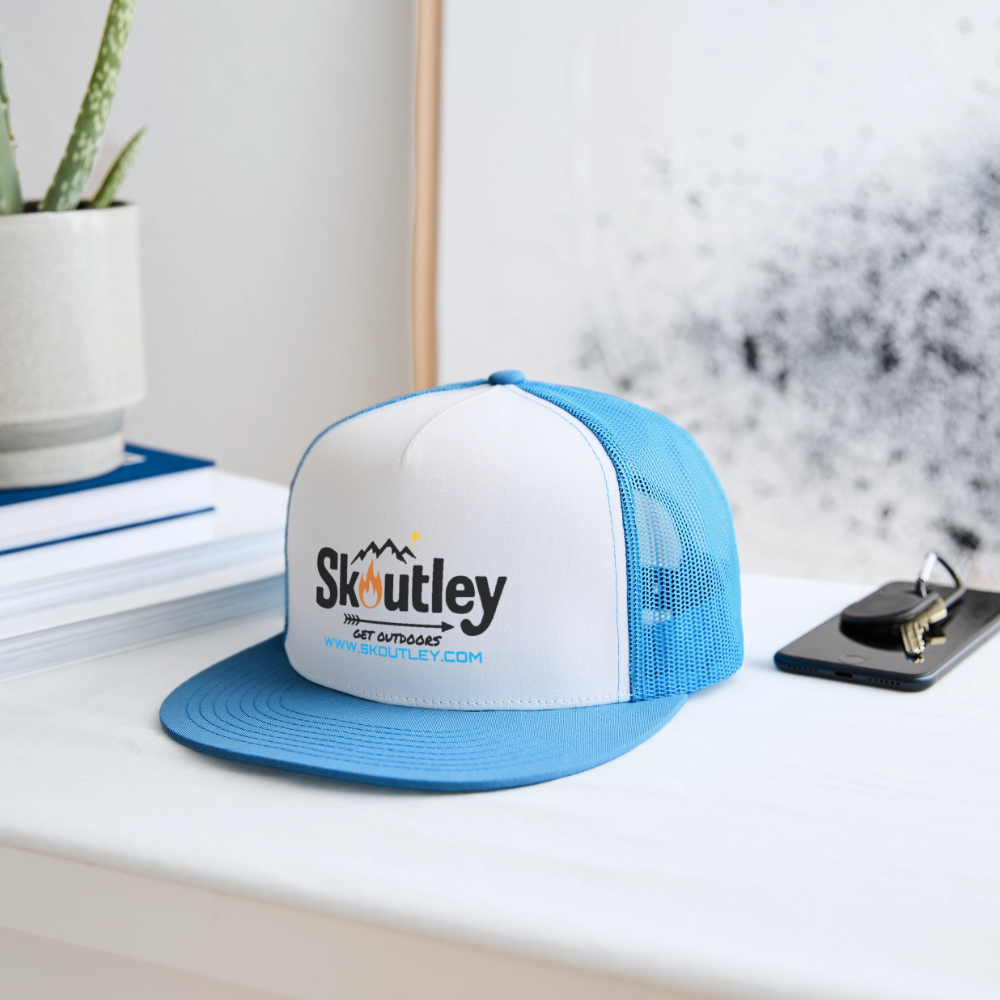 Trucker Hat - white/blue