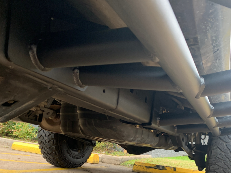 Load image into Gallery viewer, Trail Edition Bolt On Rock Sliders For 2003-2009 Toyota 4Runner