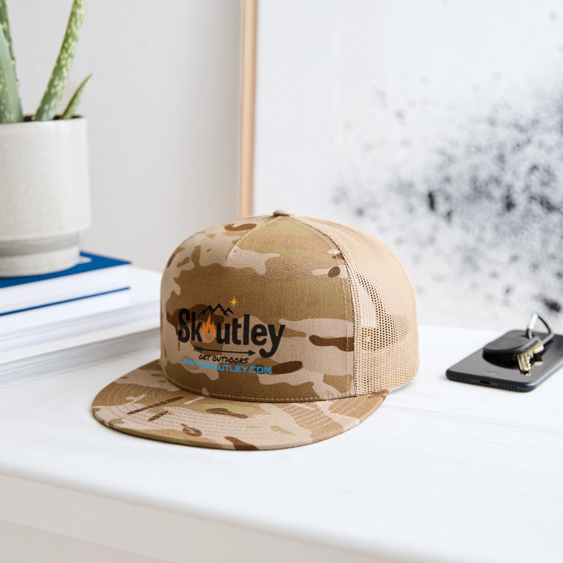Load image into Gallery viewer, Trucker Hat - MultiCam\tan