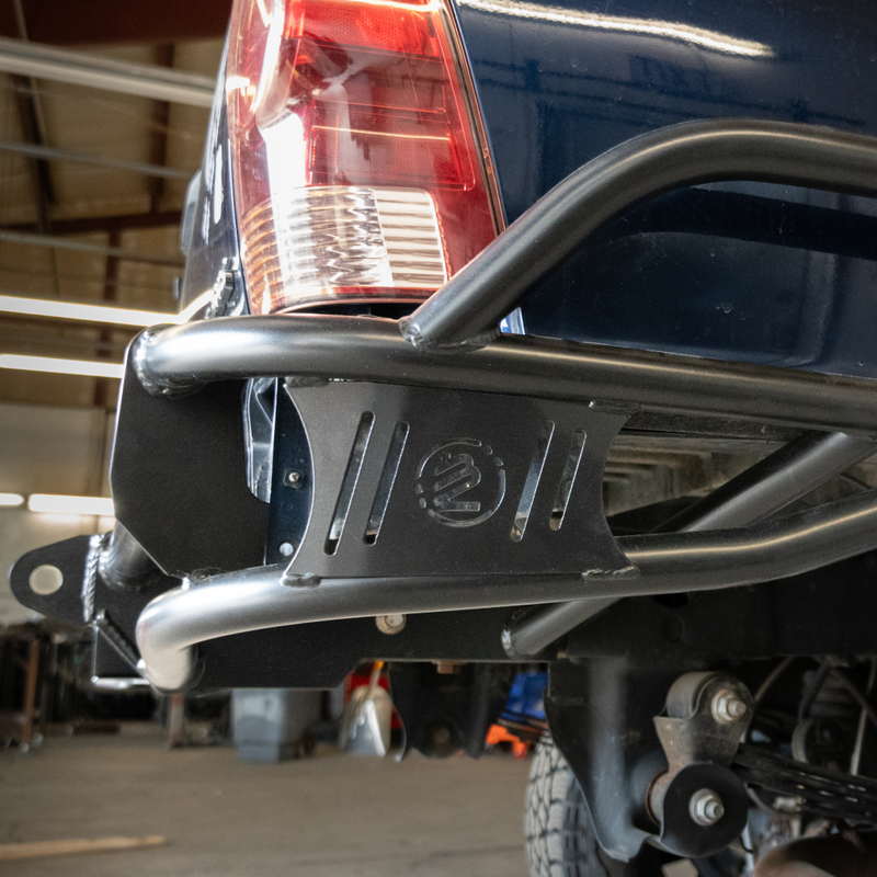 Load image into Gallery viewer, 2005-2015 / 2nd Gen / Tacoma Rear Bumper