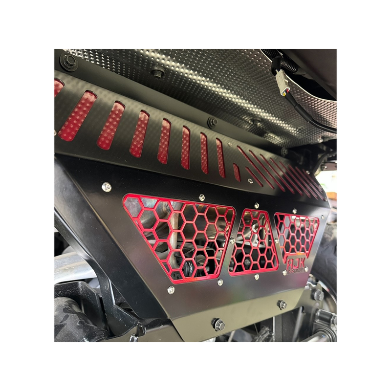Load image into Gallery viewer, Polaris Ranger 1500XD Exhaust cover