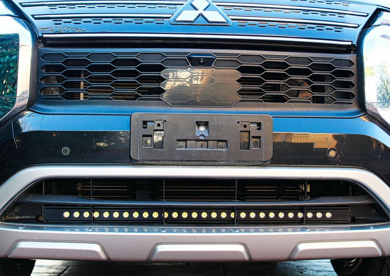 Load image into Gallery viewer, 2022+ Mitsubishi Outlander Single 30in Light Bar