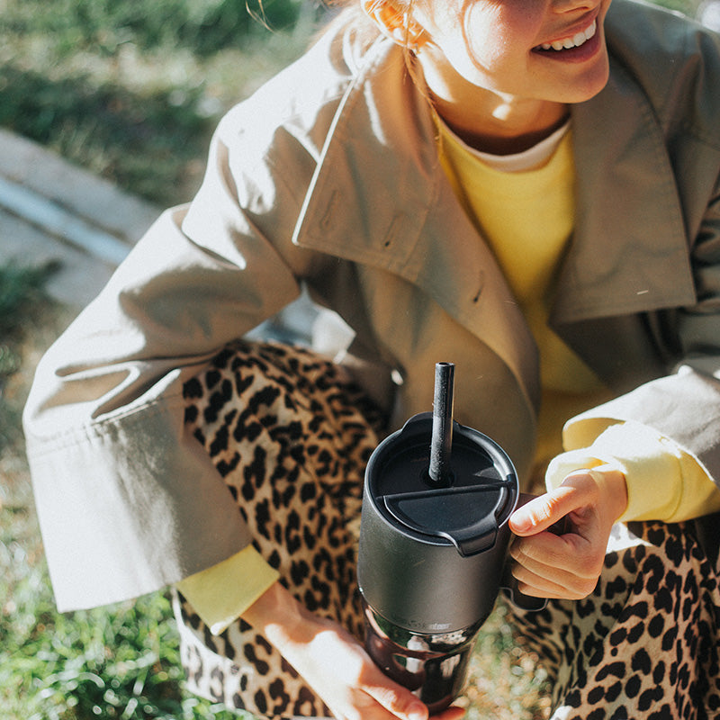 Load image into Gallery viewer, 26oz Rise Tumbler with Straw Lid