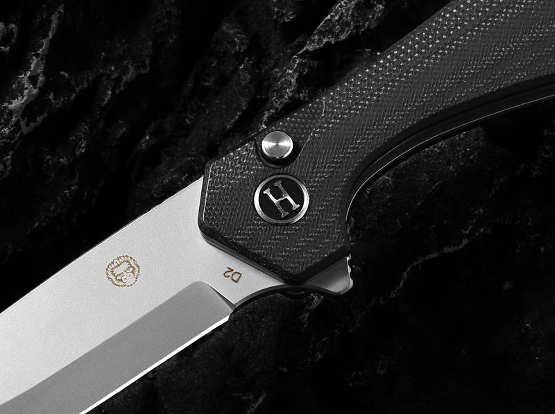 Load image into Gallery viewer, The Vector Folding Pocket Knife Giftset for Men and Women (Black and Silver)