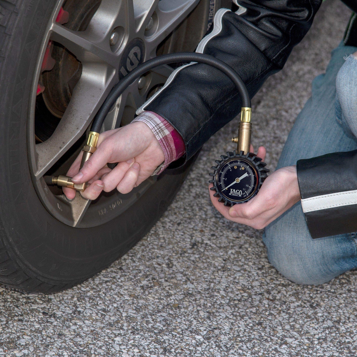 BikePro™ Presta Tire Pressure Gauge - 160 PSI | Presta & Schrader (Hybrid/Road Bikes) - Skoutley Outdoors LLC