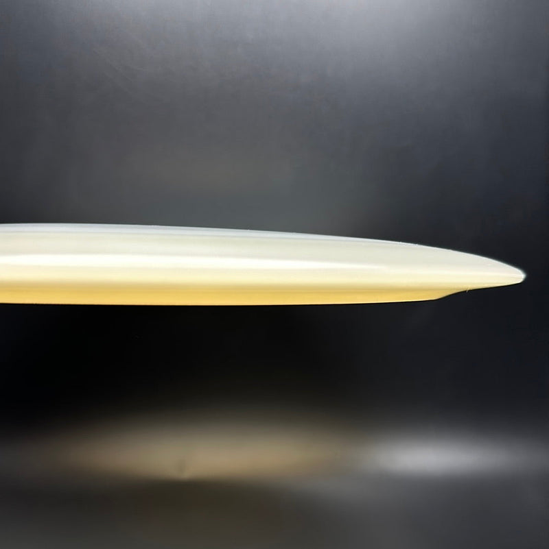 Load image into Gallery viewer, K1 Glow Guld - First Run