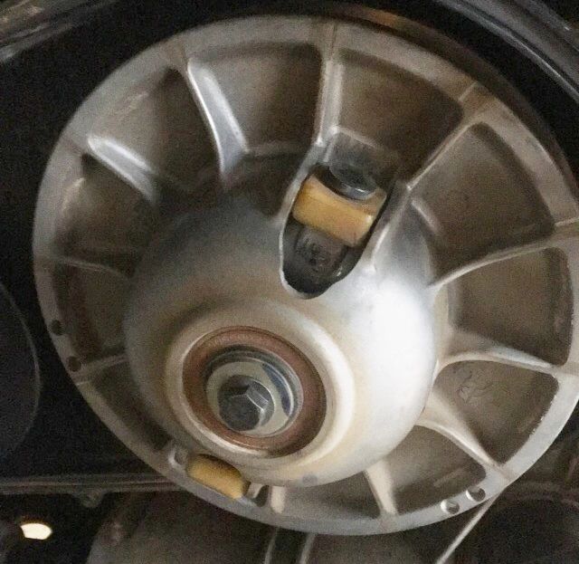 Load image into Gallery viewer, Aftermarket Assassins Belt Removal/Installation Tool for 2016+ RZR Square Roller BOSS Clutches