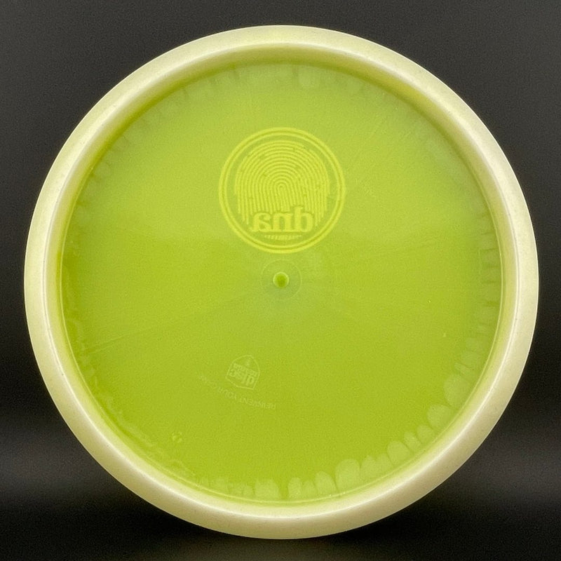 Load image into Gallery viewer, Color Glow Metal Flake Horizon C-Line MD1 - Colten Montgomery dna