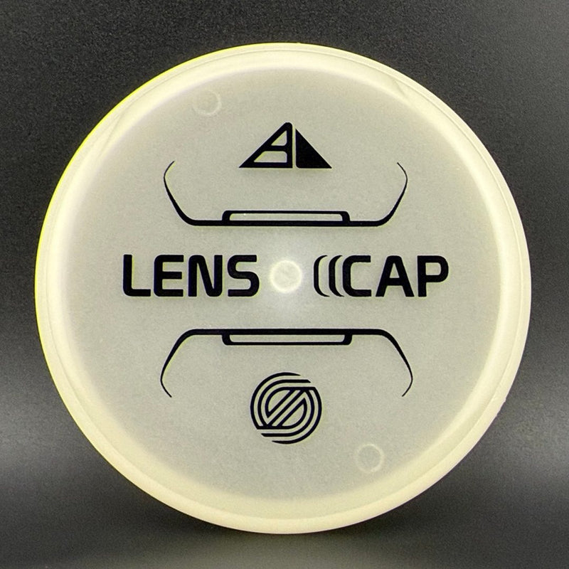 Load image into Gallery viewer, Total Eclipse Lens Cap (Mini Disc) - Simon Line