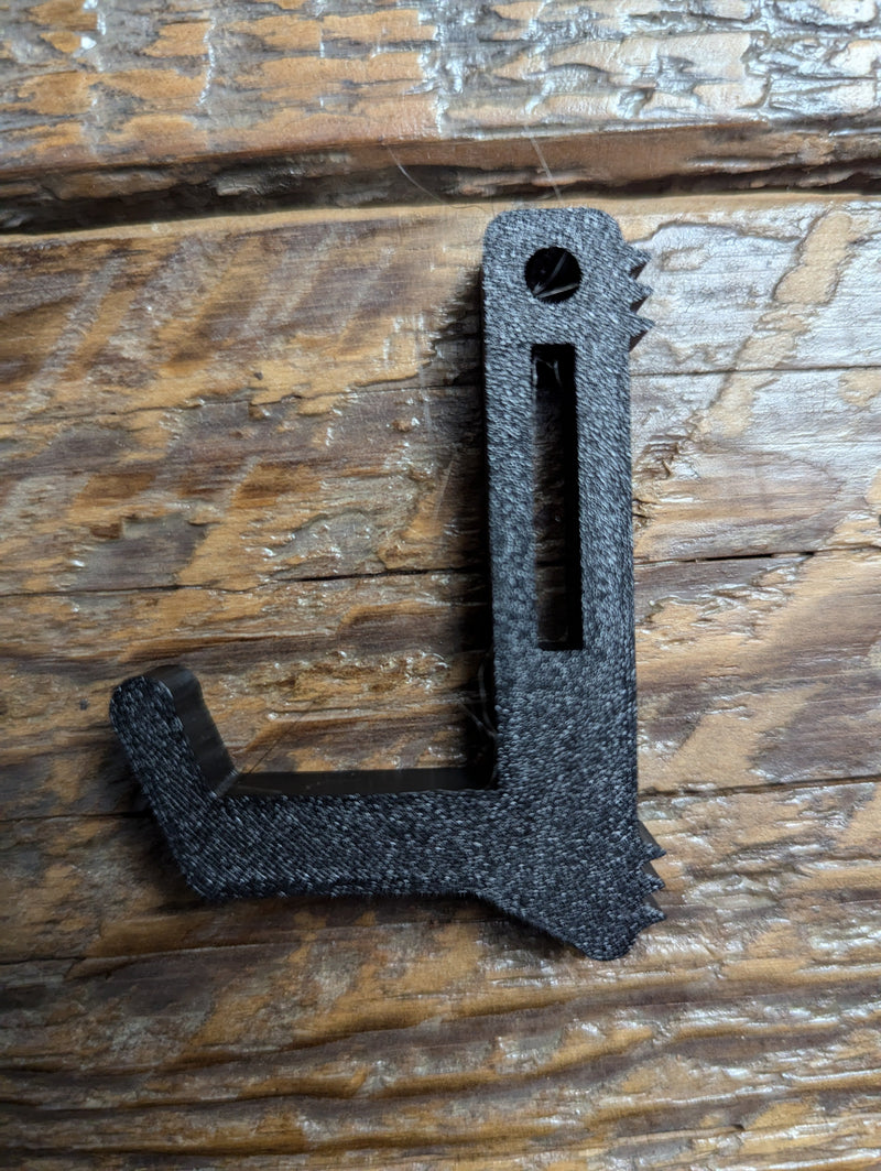 Load image into Gallery viewer, Split Limb Bow Hanger - Rope or Strap