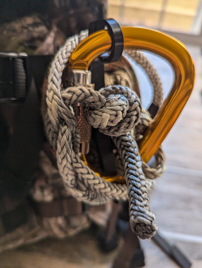 Load image into Gallery viewer, Multi Spool Rope Keeper for Saddle Hunting