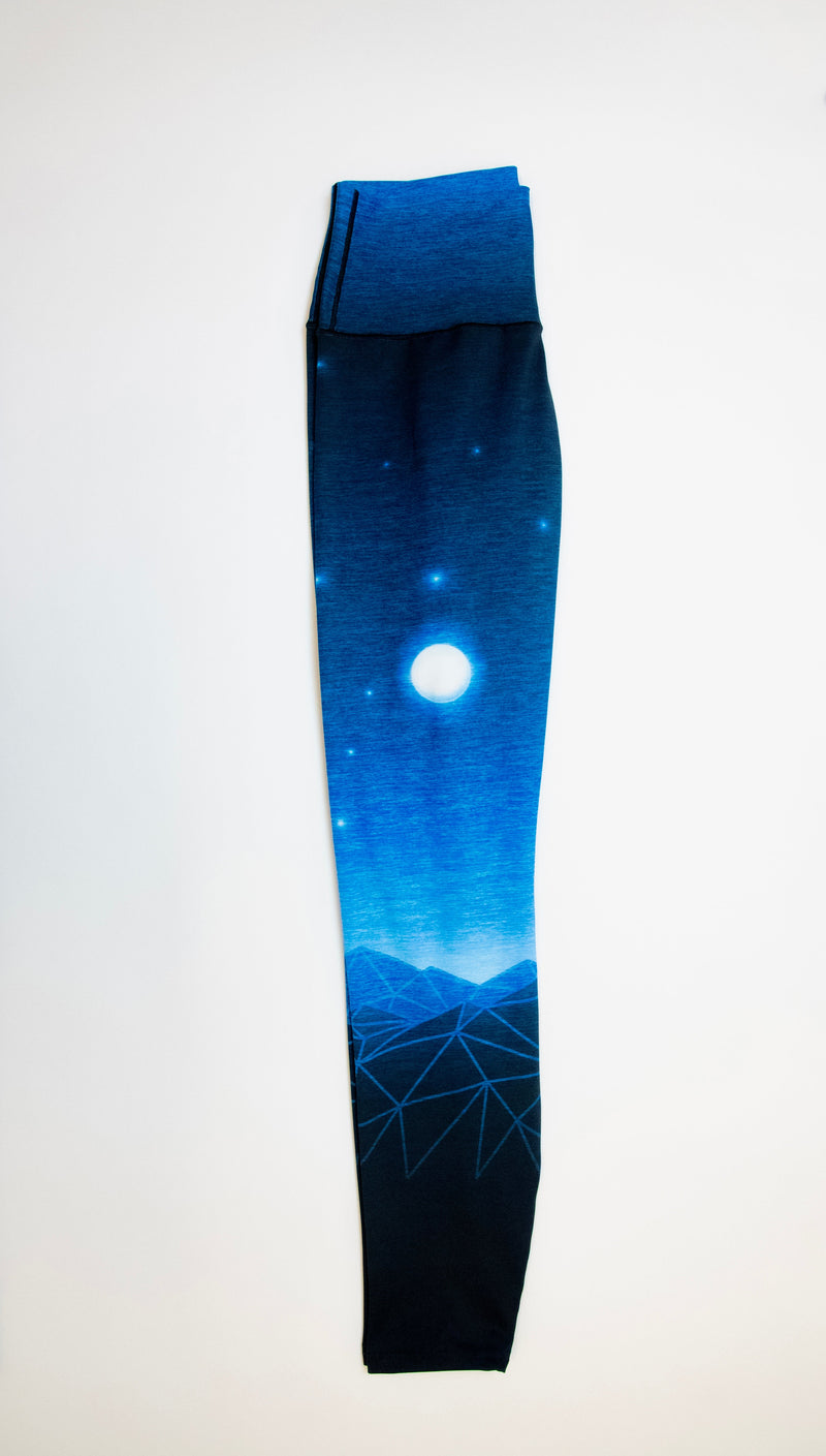 Load image into Gallery viewer, Retro Ridge Yoga Pants