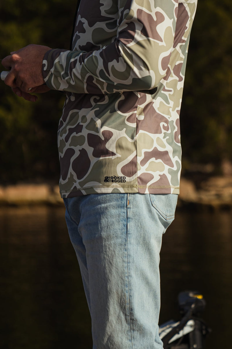 Load image into Gallery viewer, Men's Old School Camo Performance Hoodies