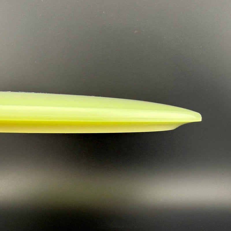 Load image into Gallery viewer, Mega Glo Cigarra - Seasonal Glo