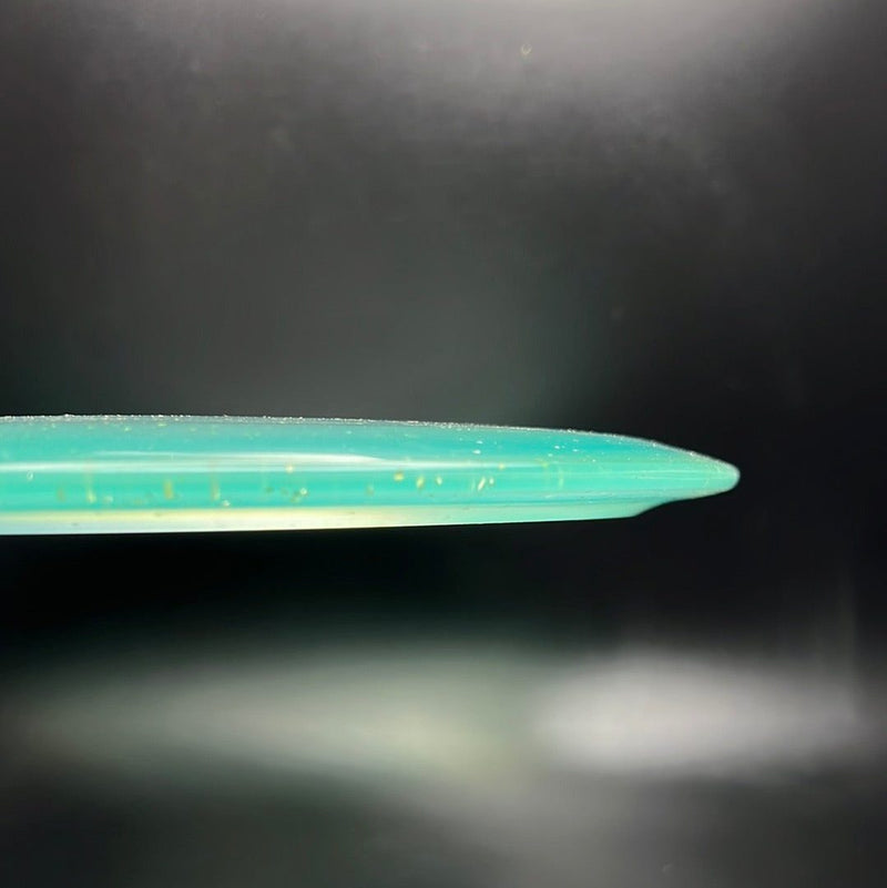 Load image into Gallery viewer, Quartz Cervini - First Run - DM Exclusive