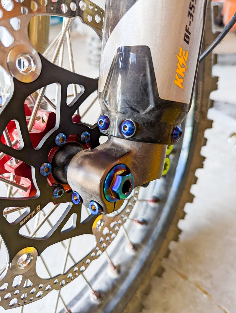 Load image into Gallery viewer, Titanium Fork Bolts - Warp 9