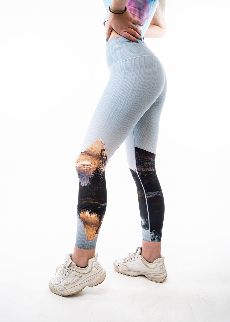 Load image into Gallery viewer, Yoga Pants Reflection