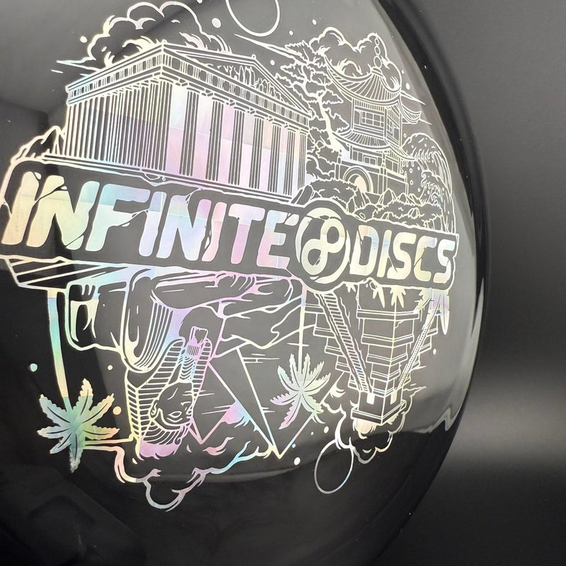 Load image into Gallery viewer, Gummy Champion Wraith - Infinite Culture