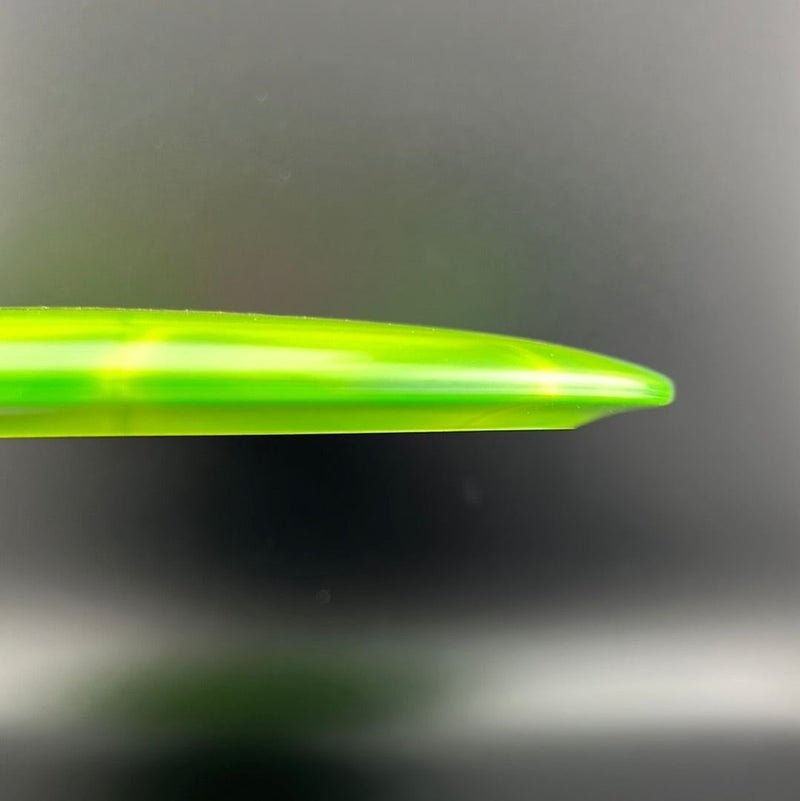 Load image into Gallery viewer, Lux Vapor Essence - Limited Huk Repeater