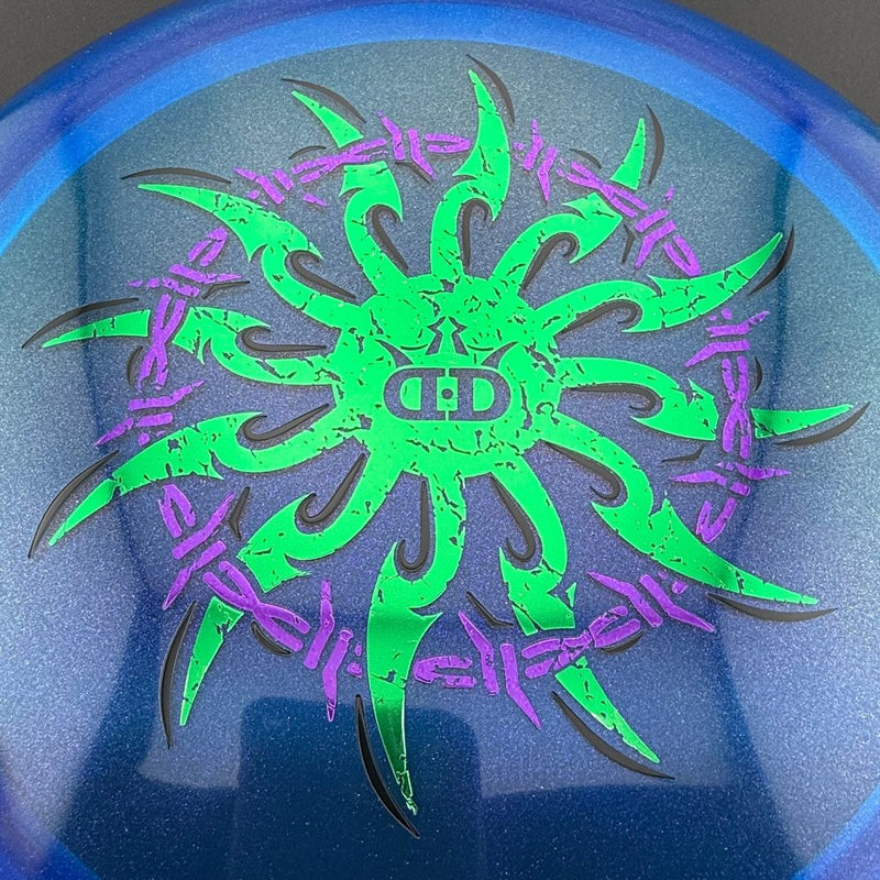 Load image into Gallery viewer, Lucid-Ice Glimmer Escape - Barbed Wire