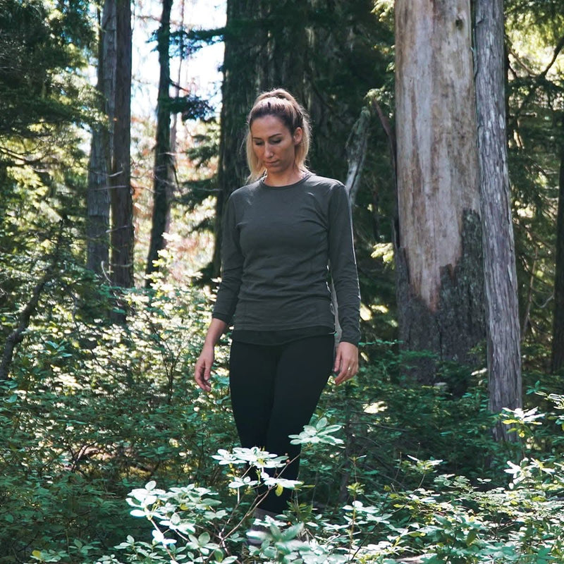Load image into Gallery viewer, Lightweight Women's Wool Crew Top - 100% Merino Wool