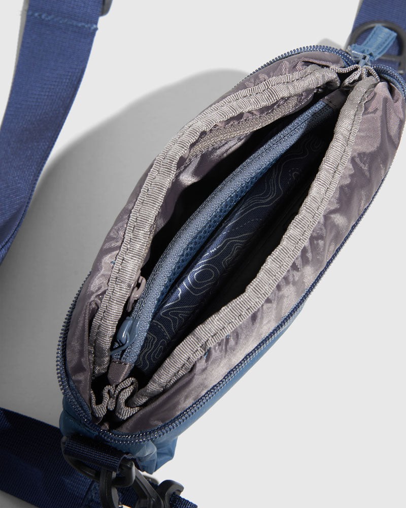 Load image into Gallery viewer, (Re)active™ 2L Convertible Crossbody