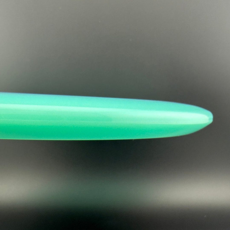 Load image into Gallery viewer, Classic Glow Champion Mako3 - F2