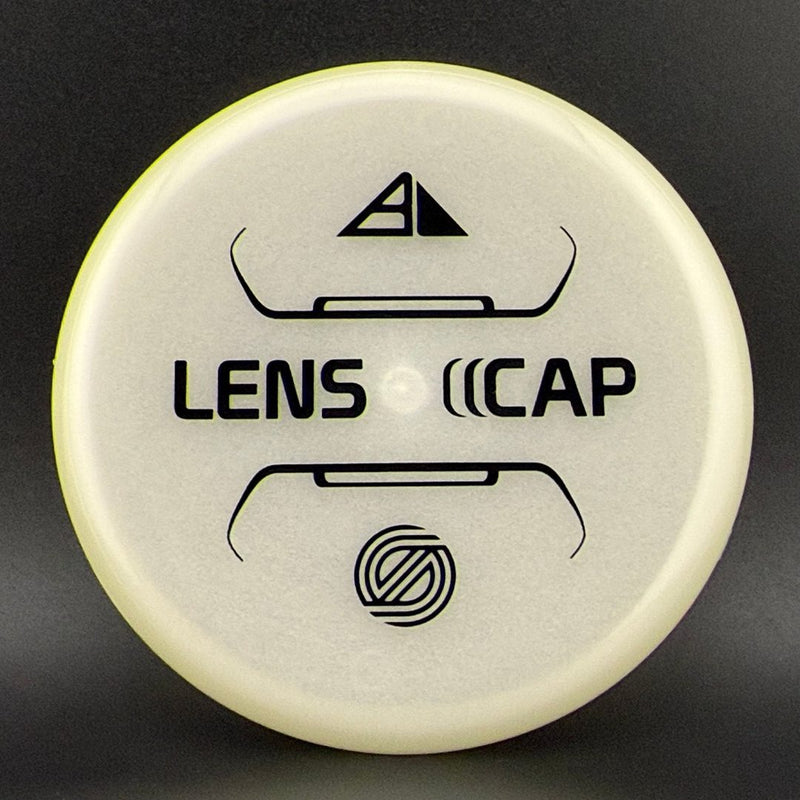 Load image into Gallery viewer, Total Eclipse Lens Cap (Mini Disc) - Simon Line