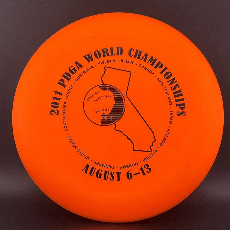Load image into Gallery viewer, DX Aviar - 2011 PDGA Worlds *Speedy Vault*