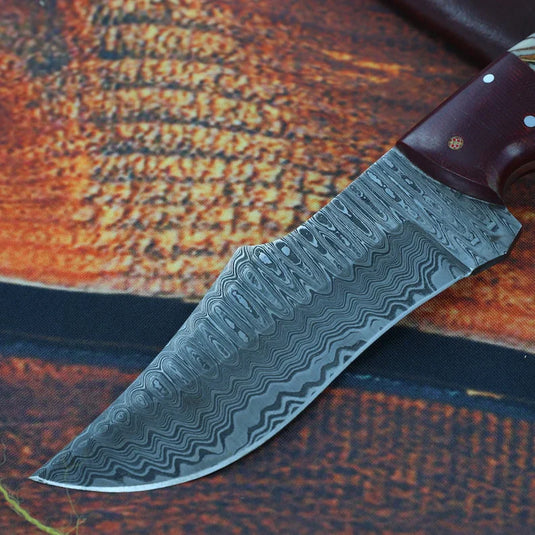 Best Knives for Hunting – 8.5