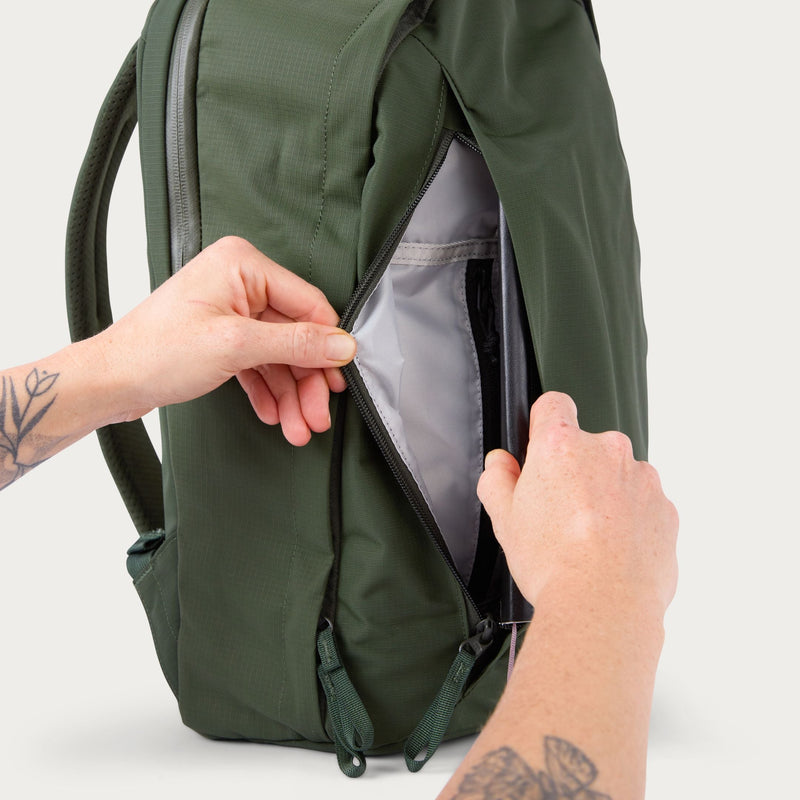Load image into Gallery viewer, Everything Backpack - 17L & 21L
