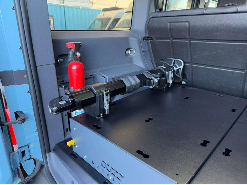 Load image into Gallery viewer, Heavy duty mounting clamps for hydraulic Jack (pair)