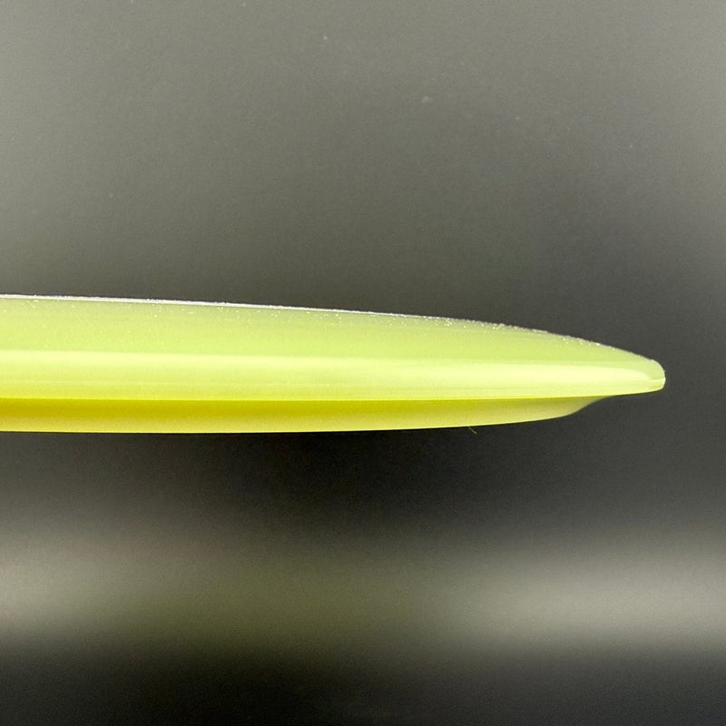 Load image into Gallery viewer, Mega Glo Cigarra - Seasonal Glo