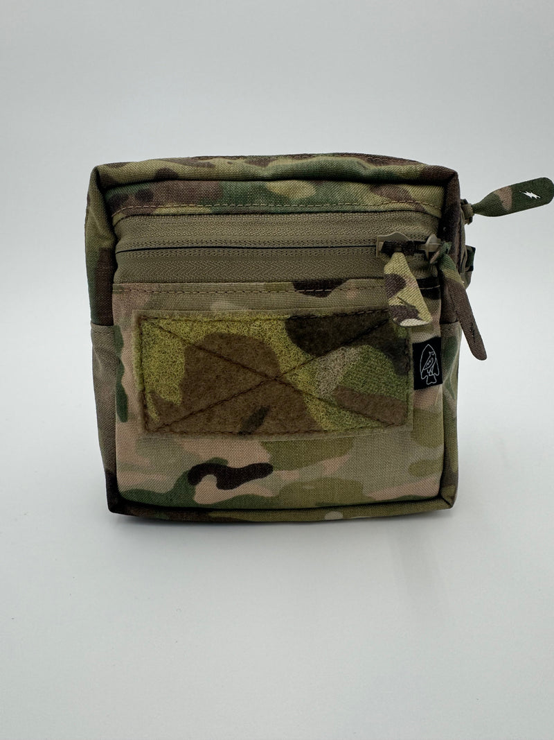 Load image into Gallery viewer, GP Square Pouch
