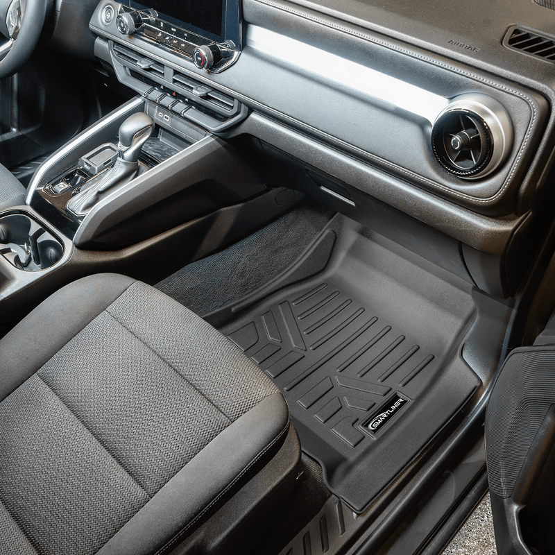 Load image into Gallery viewer, SMARTLINER Floor Liners for 2023-2026 GMC Canyon (Only Fits Crew Cabs | Carpet)