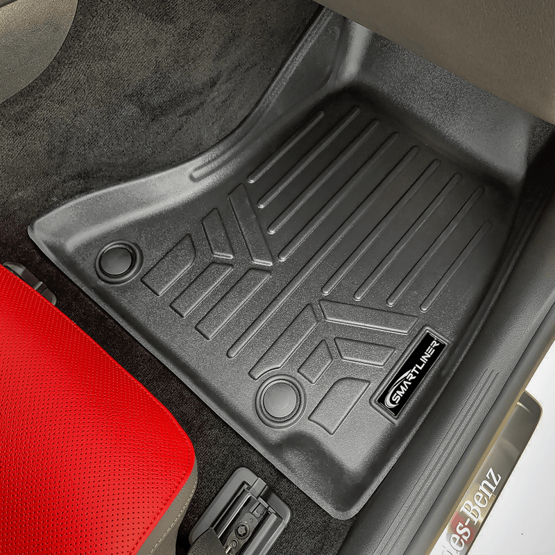 Load image into Gallery viewer, SMARTLINER Floor Liners for 2022-2026 Mercedes Benz C-Class (Sedan Models Only)