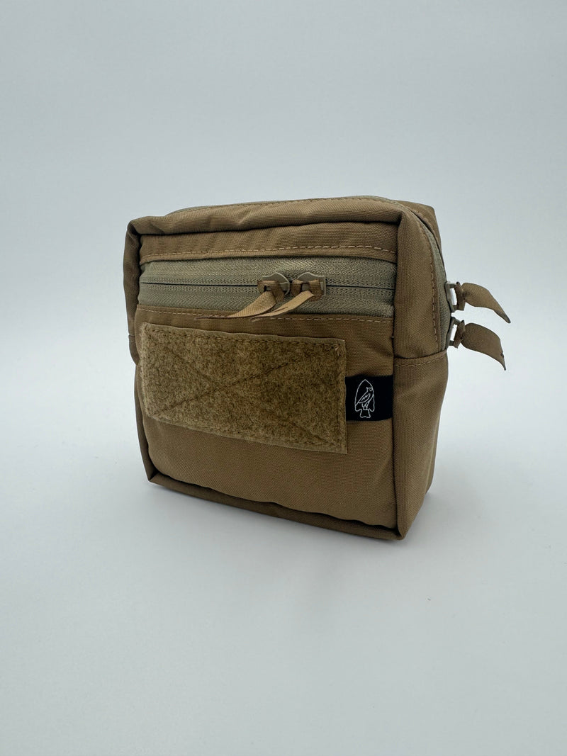 Load image into Gallery viewer, GP Square Pouch
