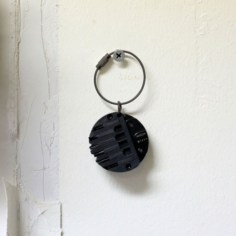 Load image into Gallery viewer, Multitool 8-in-1 Keychain