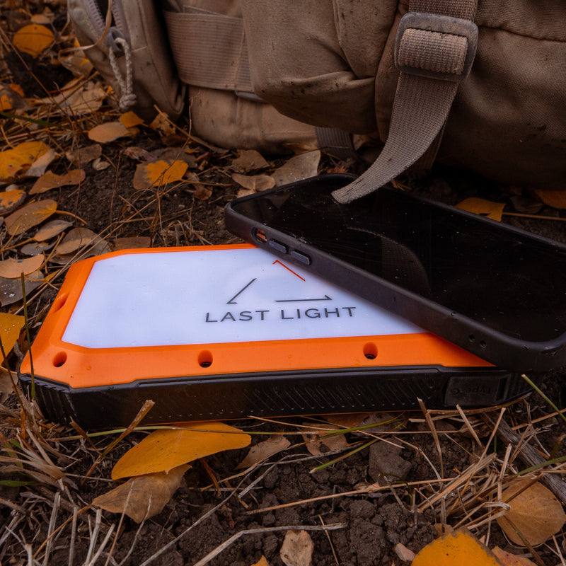 Load image into Gallery viewer, 20000 mAh Solar Power Bank & Charger