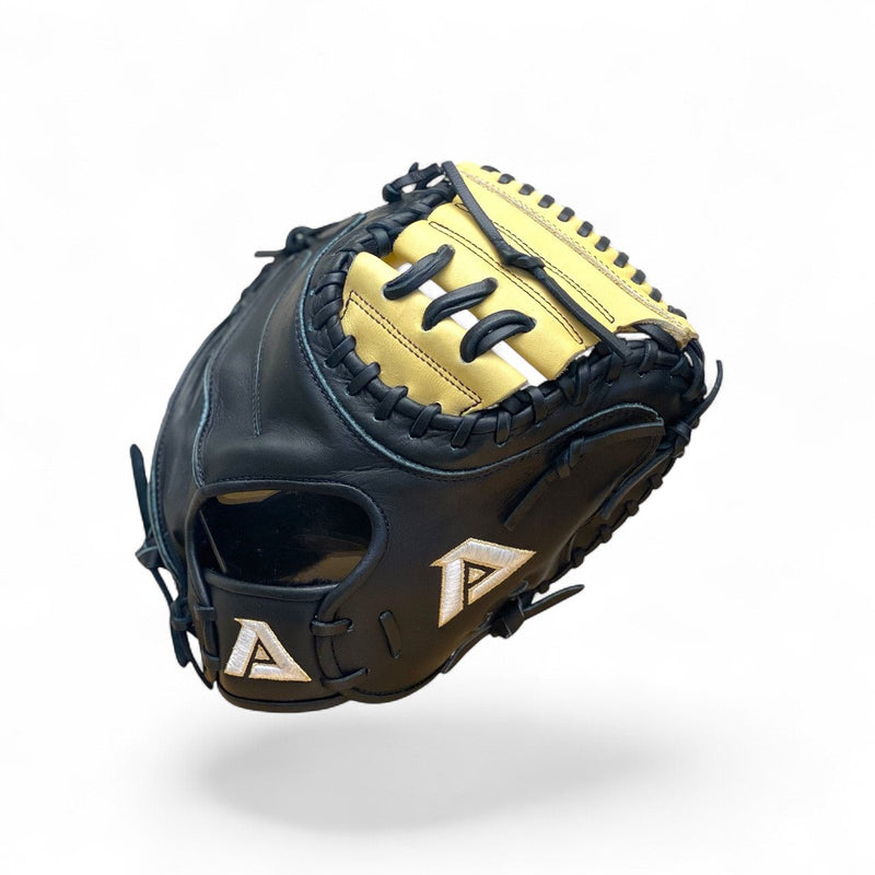 Load image into Gallery viewer, ASM 47 (33 inch circumference) Torino Catcher's Mitt