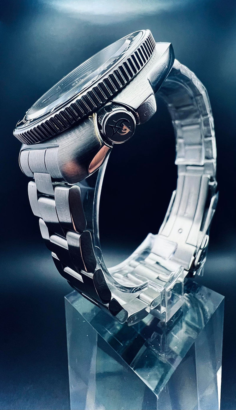 Load image into Gallery viewer, ATACLETE Triton Dive Watch